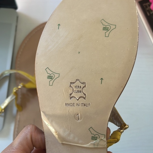 Amalfi Handmade Sandals - Picture 4 of 4